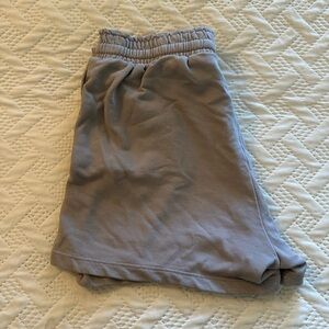 Casual Gray Elastic Waist Shorts